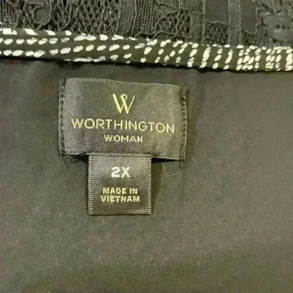 Women’s Black Sleeveless Worthington Blouse - Picture 4 of 4